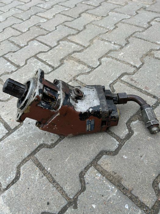 Насос на манипулятор