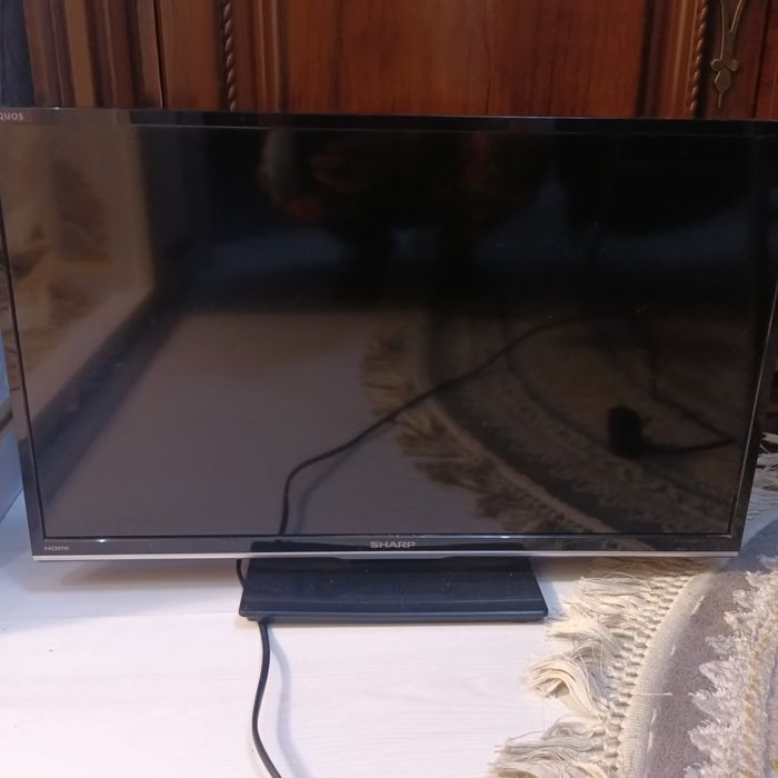 Telvizor sotiladi 24r kabelda ishlidi