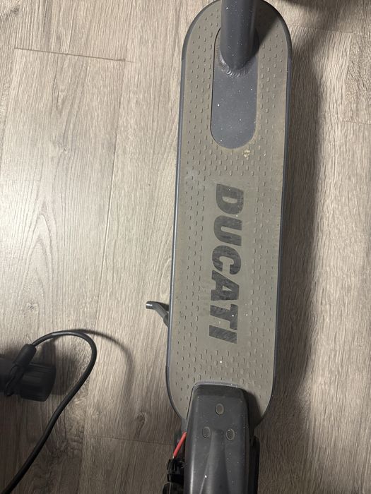 Trotineta electrica Ducati