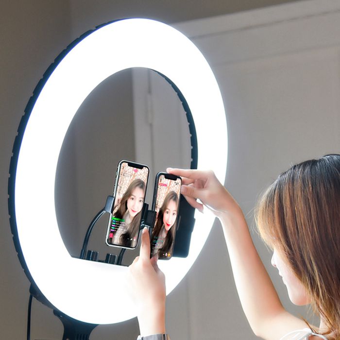 КОЛЬЦЕВАЯ ЛАМПА. Новинка 2024! Тик Ток. Блог. Салон. Учун Туғри келади