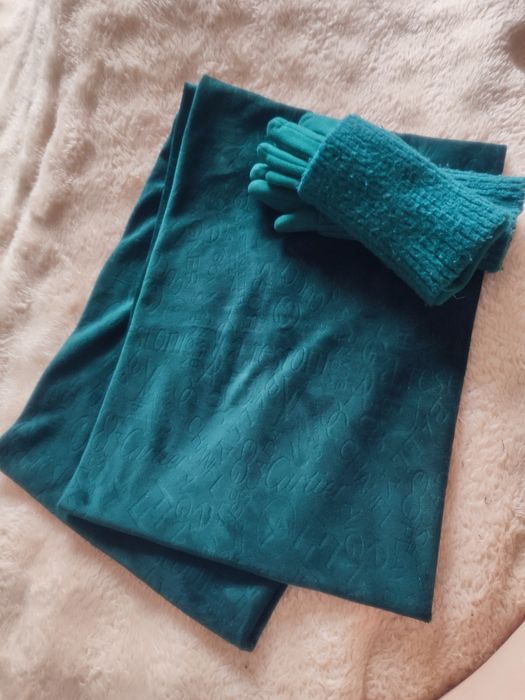 Головные уборы женские