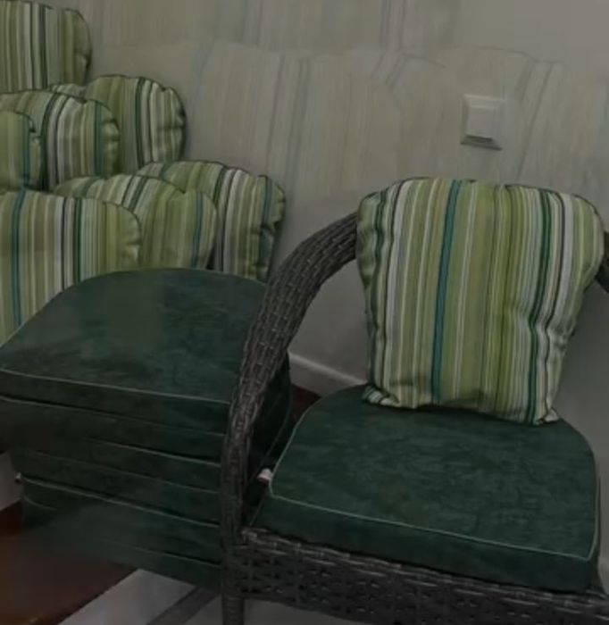 Пошив Чехлов для Мебели , сидушки ,подушки.