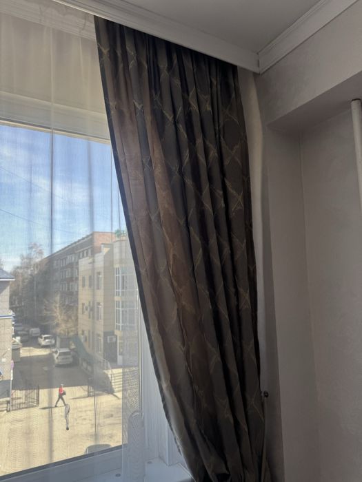 Срочно продам штор, состояние отличное