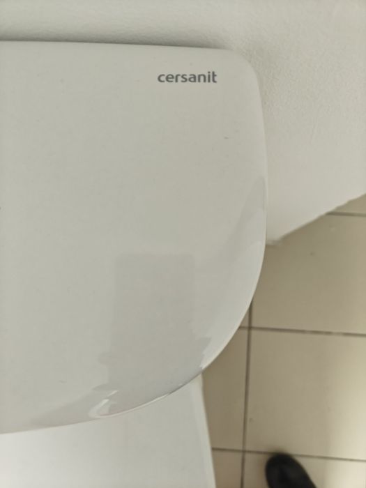 Продам унитаз, в отличном состоянии!