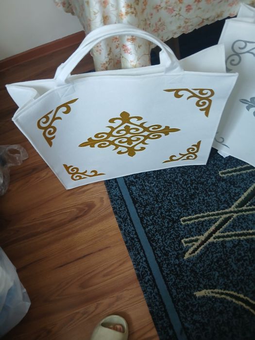 Продаю сумки для құдалық новые