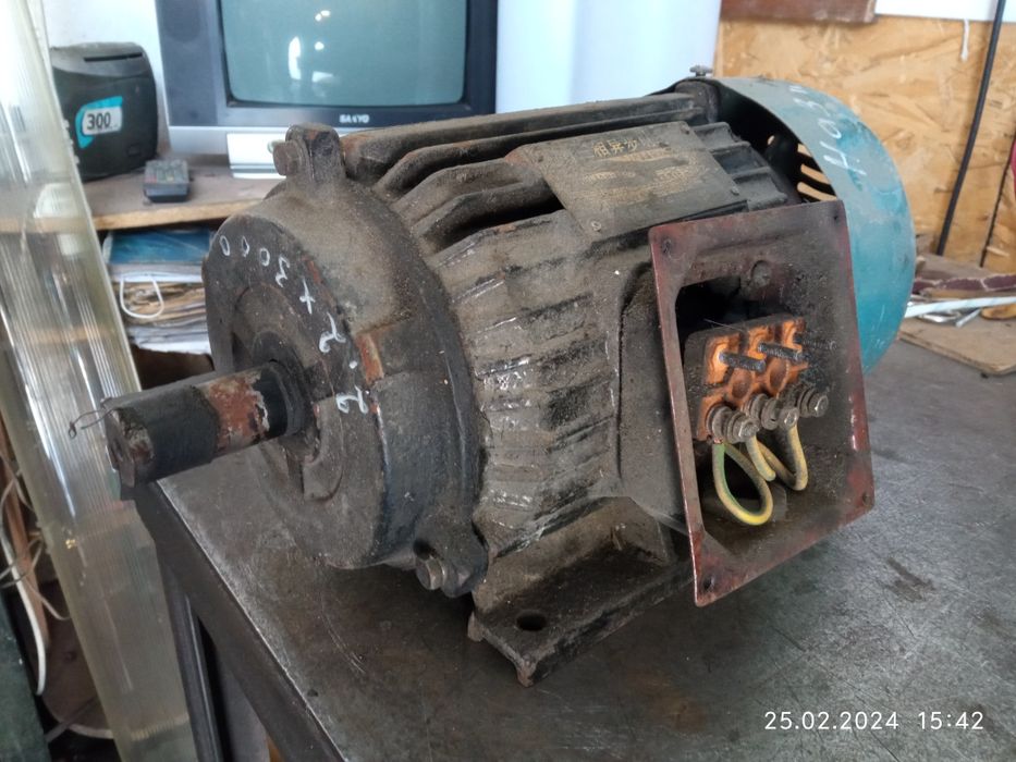 Электродвигатель