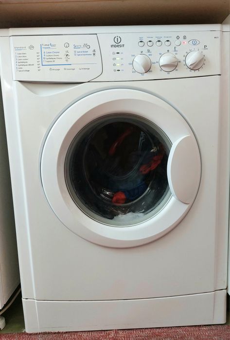 Masina de spălat Indesit ca nouă