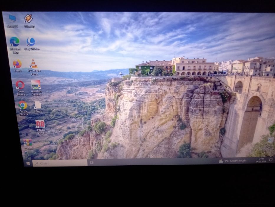 model Toshiba Satellite C850D-11Q.