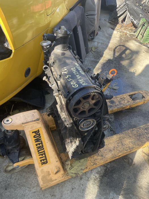 Двигател голф 5 1.6i BSE