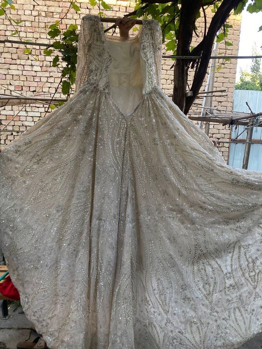 Платья свадебная ручная работа хорошим состояние качественний сделенно