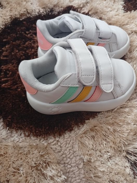 Adidași Adidas mărimea 21