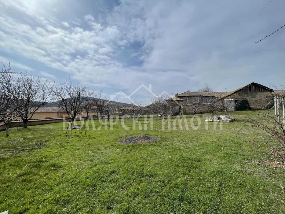 Продава се Парцел в с. Самоводене, Област Велико Търново - 656 кв.м за 79 €/кв.м - Снимка #1