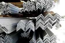 Уголок стальной равнополочный