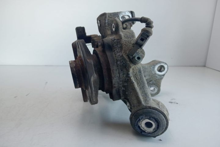 Fuzeta  dreapta spate quattro Audi A6 4F/C6