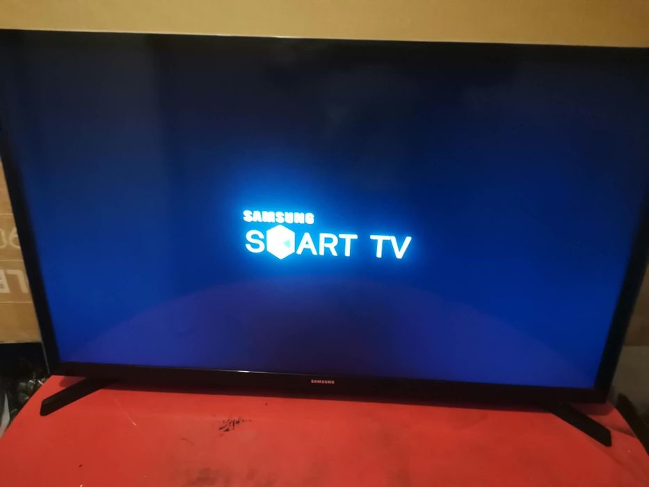 Vand televizoare Samsung