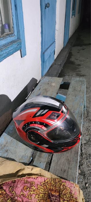 Продам мото шлем