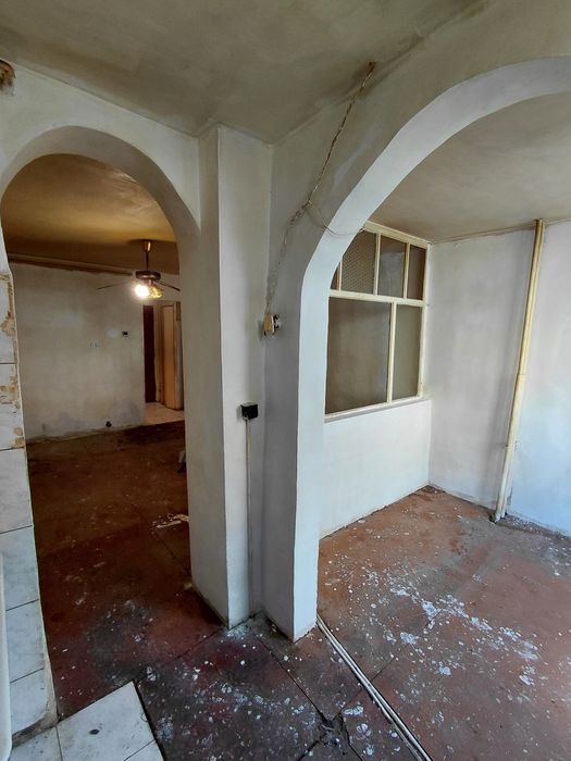 Garsoniera in Oprișani spate la Materna 27.72 mp.