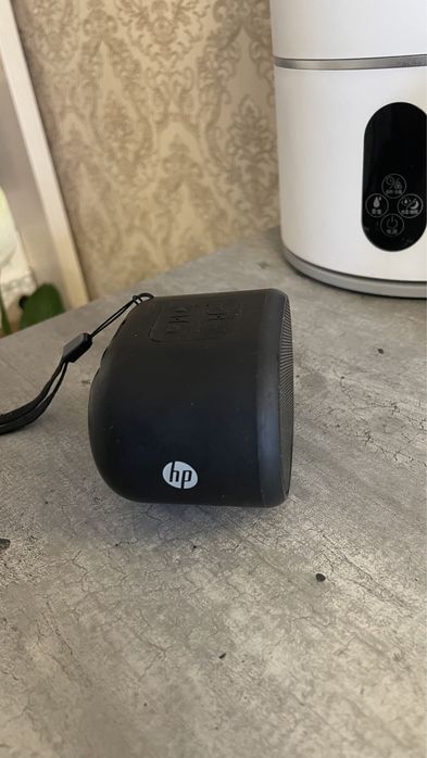 Компактная Bluetooth колонка HP