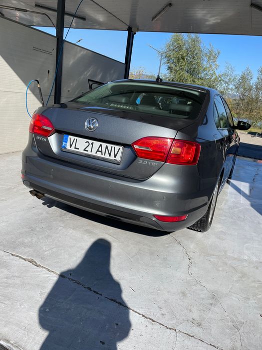 VOLKSWAGEN Jetta 2012 — imagine 2