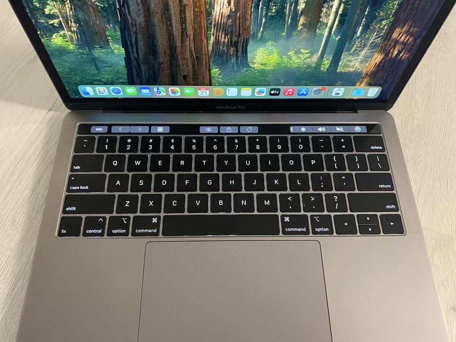 Macbook Pro A1989, Intel I7