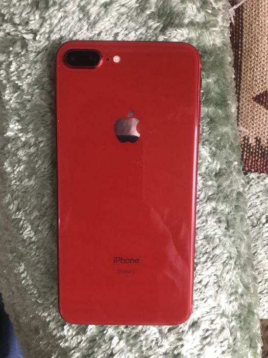 Iphone 8 plus 64 гб.