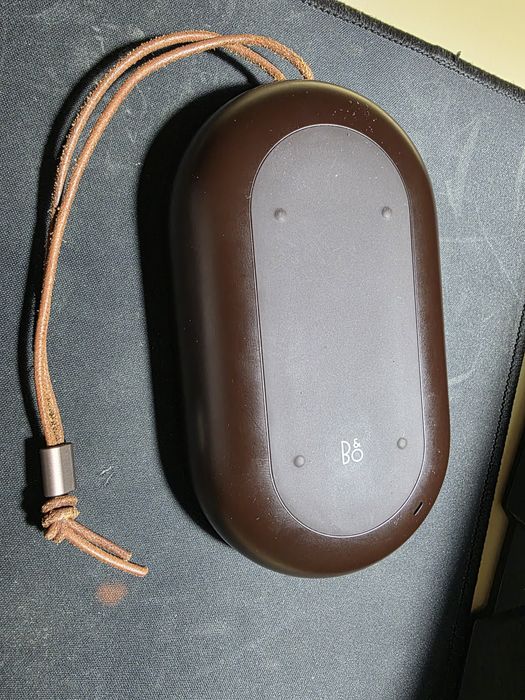 Boxa bluetooth Bang & Olufsen Beoplay P2