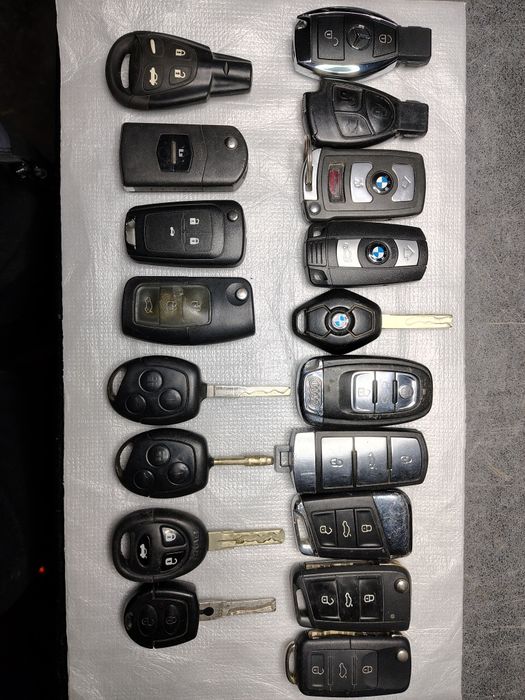 Reparatii chei auto smart key