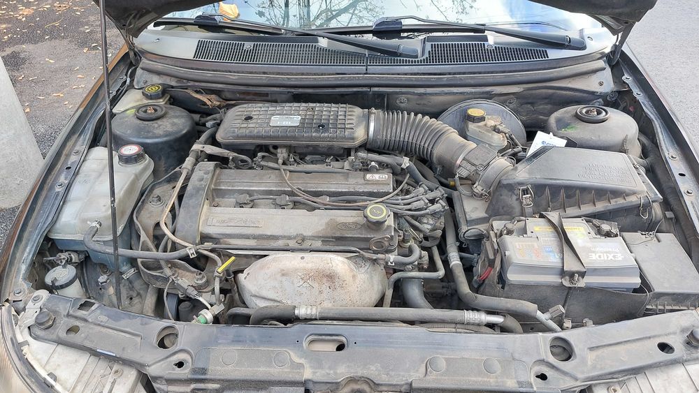 Ford Mondeo Mk2 Ghia