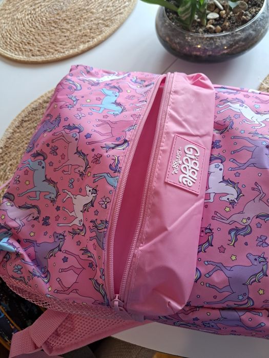 Раница,Термо чанта за храна, несесер и шише Smiggle