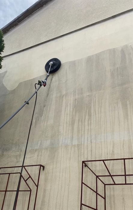 Spalam hale industriale curatam spalat productie spal hala geamuri dal