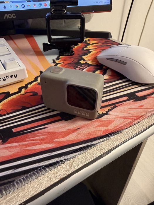 Go pro hero 7 white