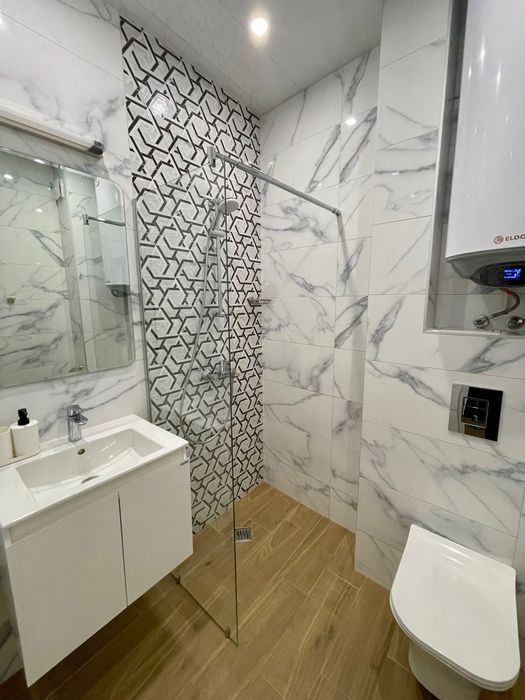 Дава се под наем Двустаен апартамент в Варна, Левски - 65 кв.м за 918 € - Снимка #3