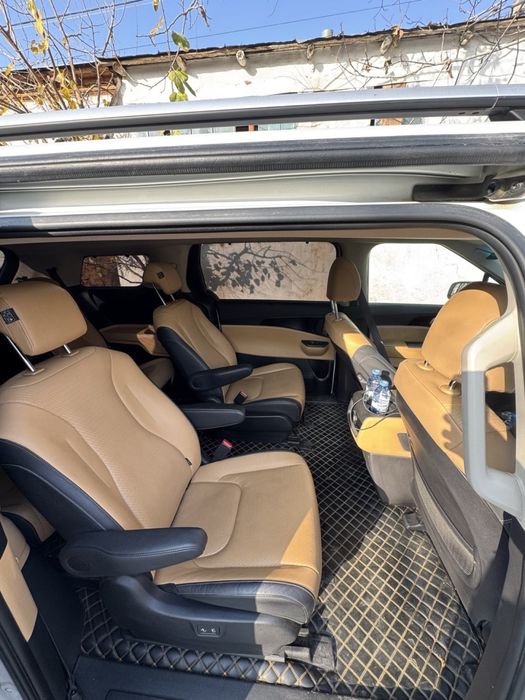 Avtomobil/ yengil minven kia carnival sotiladi!