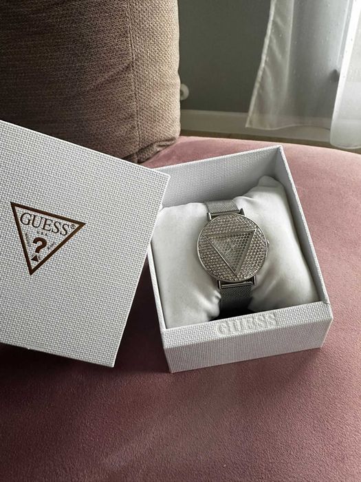 Ceas Guess Iconic Dama