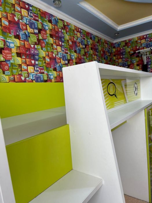 Продам детскую кроватку