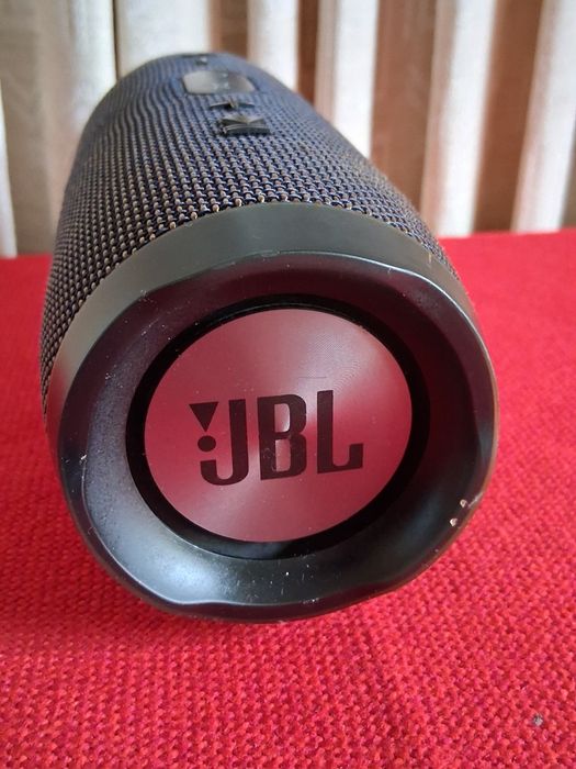 Boxa portabilă JBL