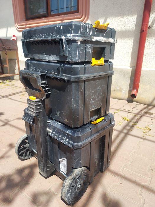 Sistem cutii scule, DeWalt TSTAK, IP54, cu maner telescopic