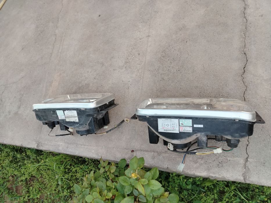 Fara sotiladi 2ta 1juft qo'yilmagan yangi