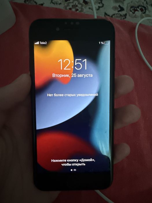 продам айфон 7 128