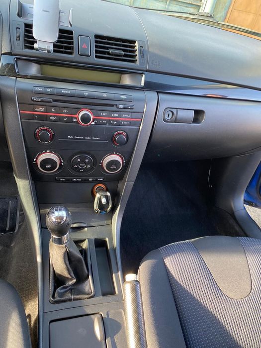 Mazda 3 ,1.6 benzină