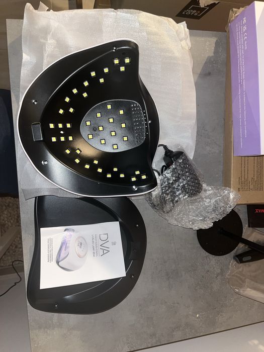 Lampa uv si suport incheietura mainii