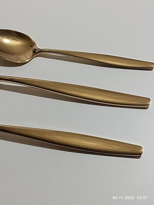 Набор столовый,  золотистый..