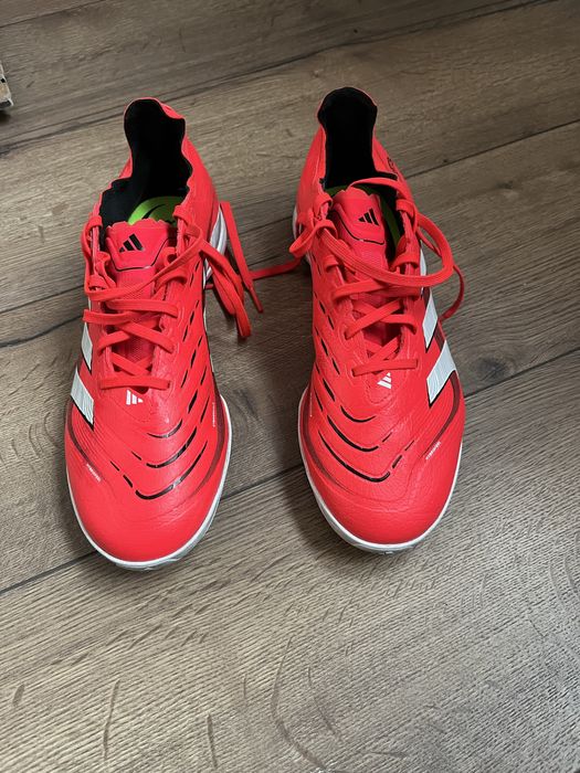 Сорконожки adidas predator