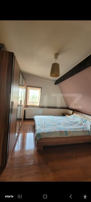 Apartament cu 2 camere, semidecomandat, etaj 3/3,  cu parcare, zona Mu