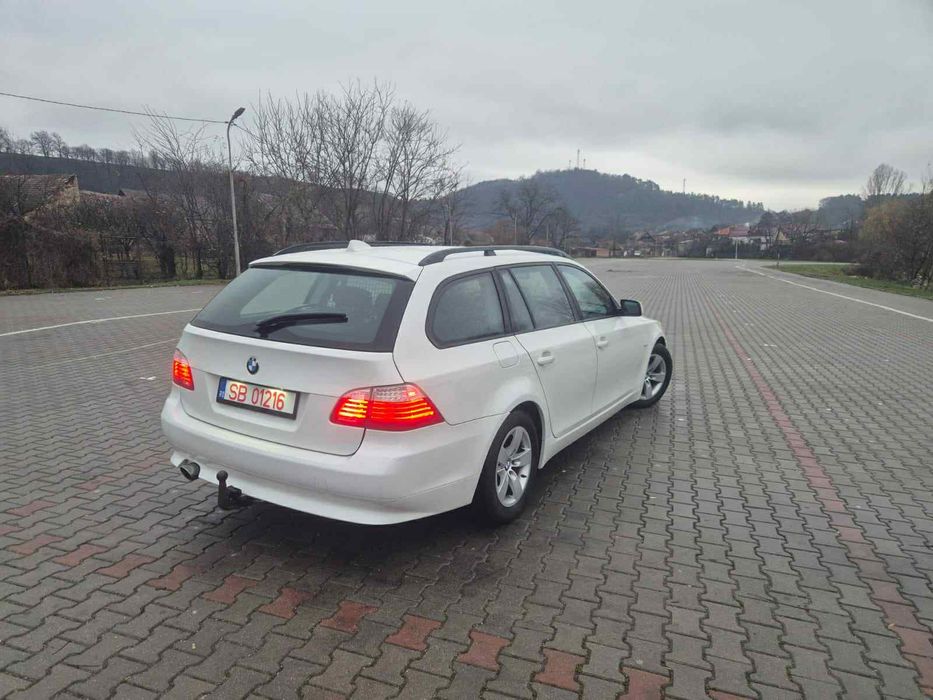 BMW seria 5  2010