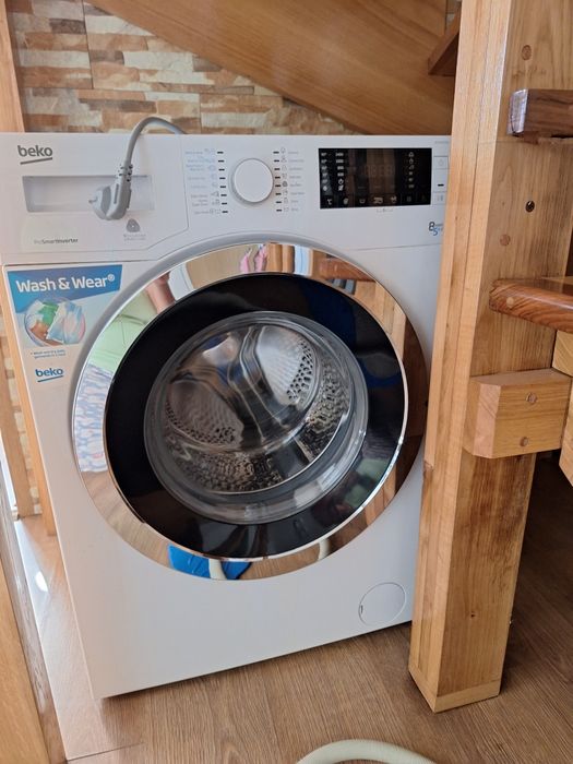 Mașină de spălat cu uscător inclus,marca Beko