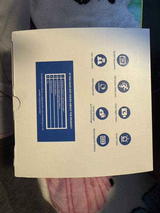 Camera de supraveghere Reolink cinnado incarcare solara