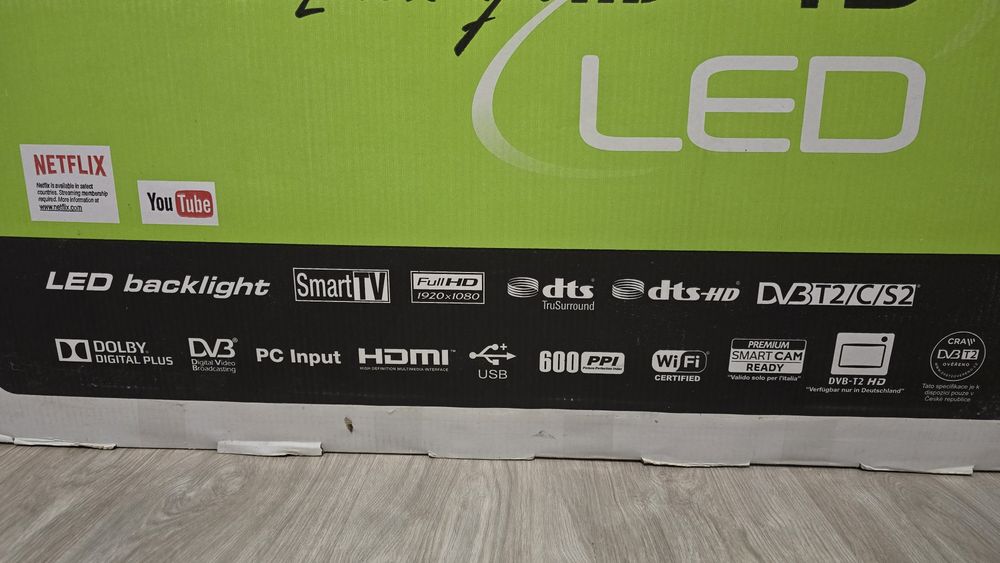 Смарт телевизор JVC 49" LED FullHD