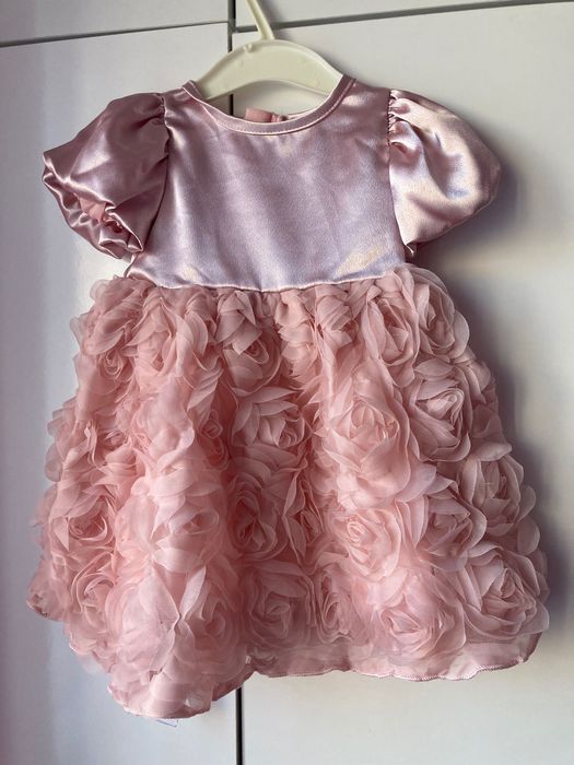 Бонбонеста бебешка рокличка