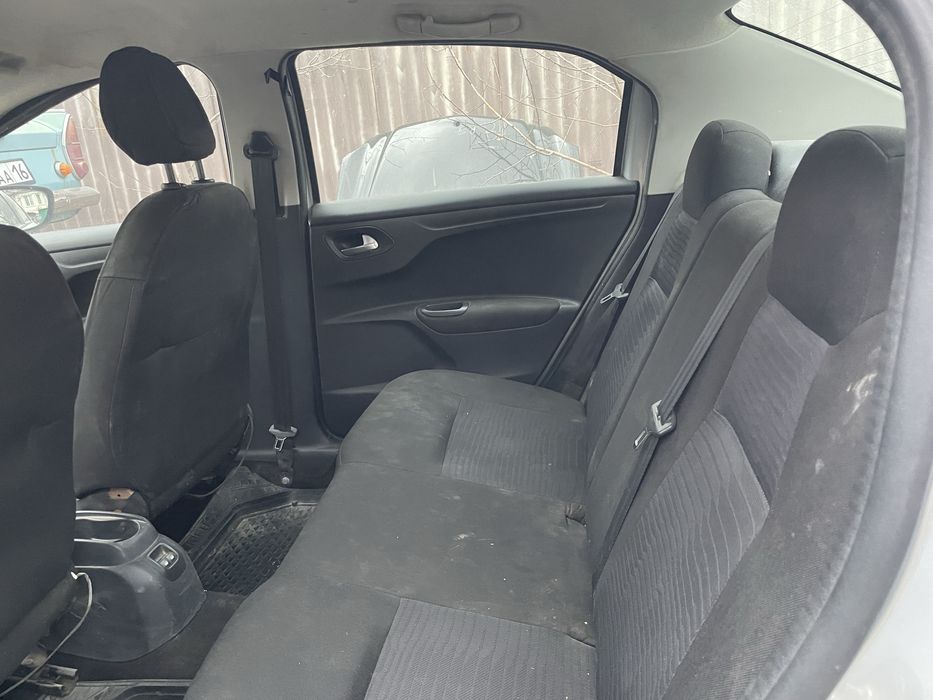 Продам пежо pegout 301